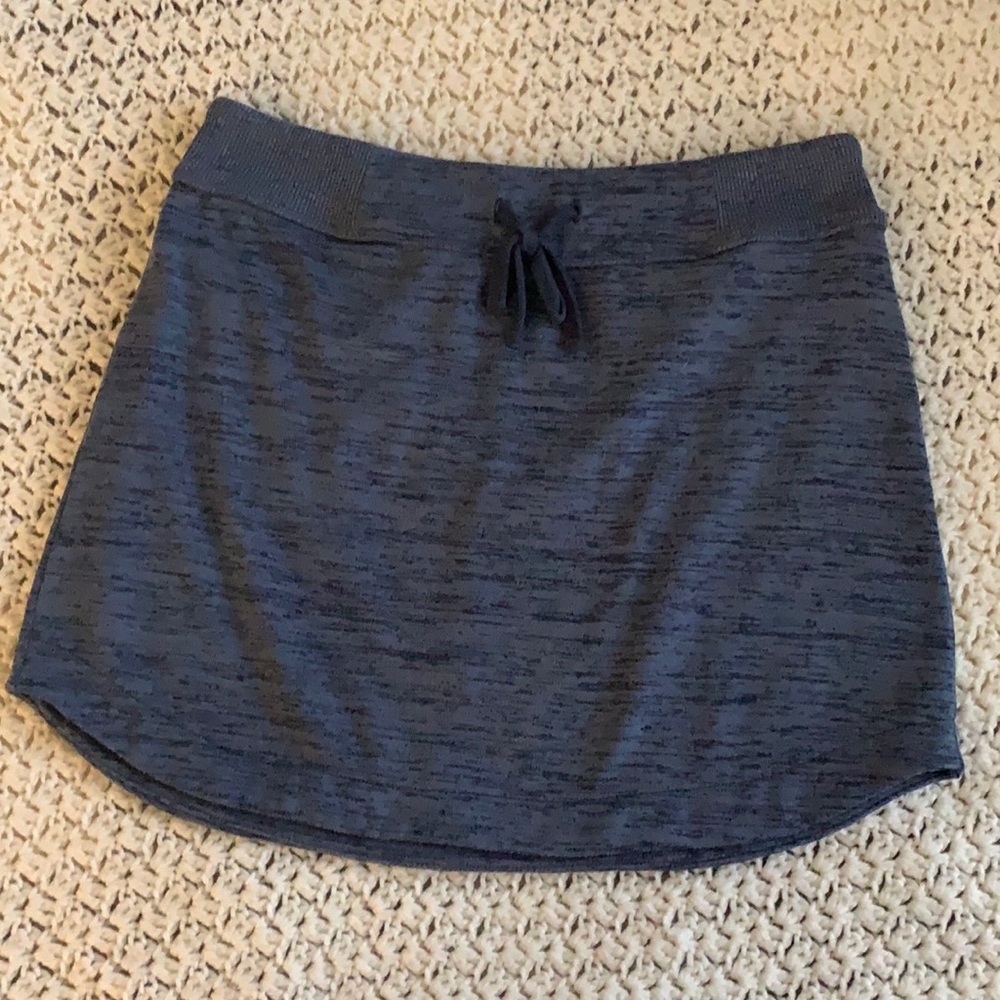 Athleta Downplay Skirt, Blue, size Medium